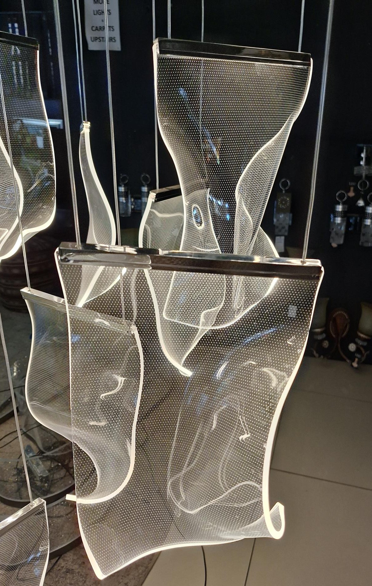 Chandelier 87 - Image 3