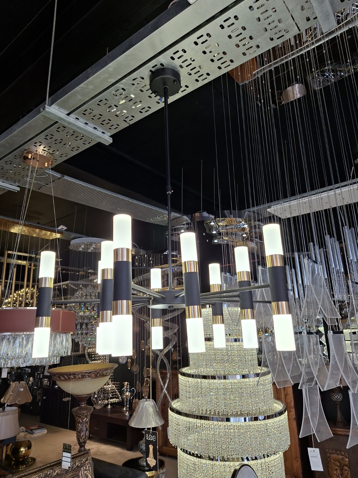 12 Light Black & Gold LED Chandelier 800mm – Modern Statement Design - Image 4